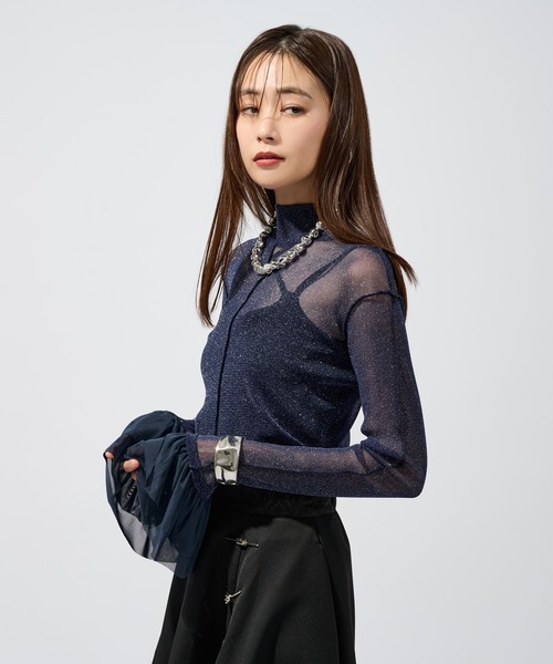 Ellno de Mavie（エルノデメヴィ）の「ソデフリルラメシアートップス（Tシャツ/カットソー・レディース・ブラック/ブルー・FREE）」の11枚目の写真