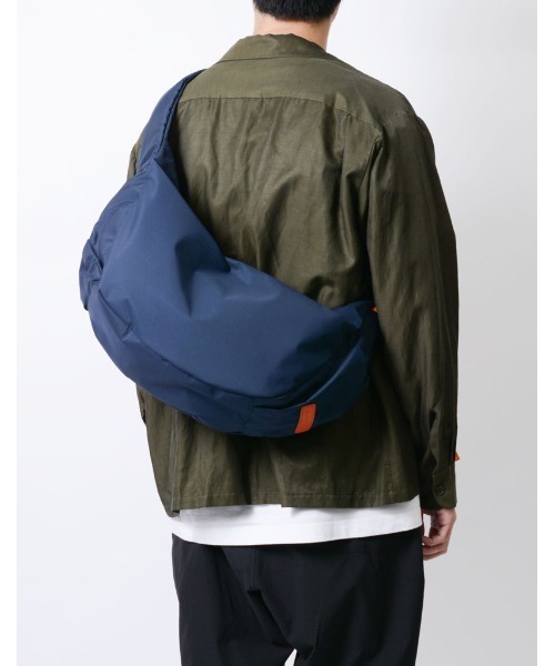 master-piece（マスターピース）の「master-piece / Ark ショルダーバッグ / No.224061（ショルダーバッグ・メンズ・ネイビー/カーキ/ブラック・FREE）」の13枚目の写真