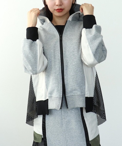 Cepica（セピカ）の「バックメッシュパーカー（パーカー・レディース・アイボリー・FREE）」の4枚目の写真