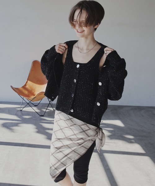 Aunt Marie's（アントマリーズ）の「メタルボタンミックスニットベスト【アンサンブル対応可能】（ベスト・レディース・ブルー/ブラック/アイボリー・FREE）」の16枚目の写真