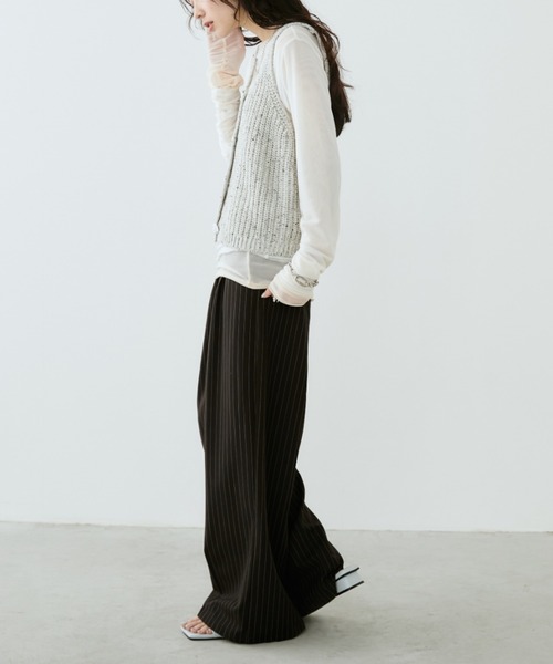 Aunt Marie's（アントマリーズ）の「メタルボタンミックスニットベスト【アンサンブル対応可能】（ベスト・レディース・ブルー/ブラック/アイボリー・FREE）」の11枚目の写真