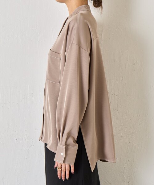 Jena espace merveilleux(ジェナ エスパスメルヴェイユ)の「スタッズポケットシャツ(シャツ/ブラウス・レディース・オフホワイト/モカ・FREE)」の21枚目の写真