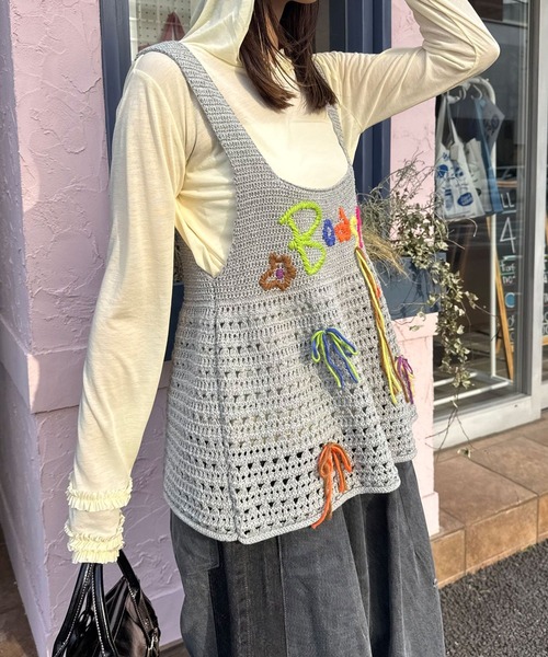 CIAOPANIC（チャオパニック）の「Boostハンドステッチニットビスチェ（キャミソール・レディース・アイボリー/グレー・ONE SIZE）」の5枚目の写真