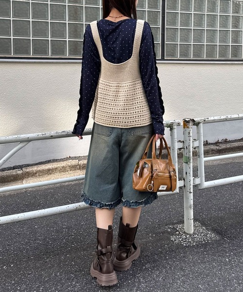 CIAOPANIC（チャオパニック）の「Boostハンドステッチニットビスチェ（キャミソール・レディース・アイボリー/グレー・ONE SIZE）」の17枚目の写真