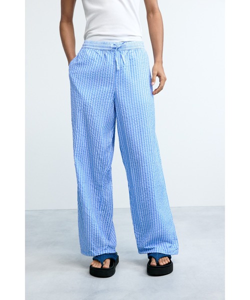 Desigual(デシグアル)の「縦ストライプ コットン リラックス ロングパンツ(デニムパンツ・メンズ・ブルー・M/XL/L/S)」の2枚目の写真
