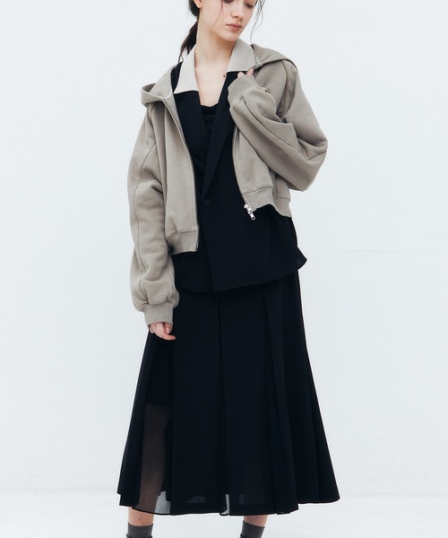 LE CIEL BLEU(ルシェルブルー)の「クロップドフーディー / Cropped Hoodie(パーカー・レディース・グレー/ブラック/アイボリー/ピンク・36)」の13枚目の写真