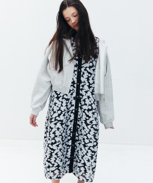 LE CIEL BLEU(ルシェルブルー)の「クロップドフーディー / Cropped Hoodie(パーカー・レディース・グレー/ブラック/アイボリー/ピンク・36)」の20枚目の写真