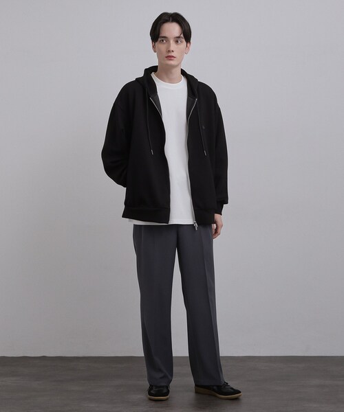 tk.TAKEO KIKUCHI（ティーケータケオキクチ）の「オーバーサイズジップパーカー（パーカー・メンズ・ネイビー/ライトベージュ/ブラック・03/02）」の6枚目の写真