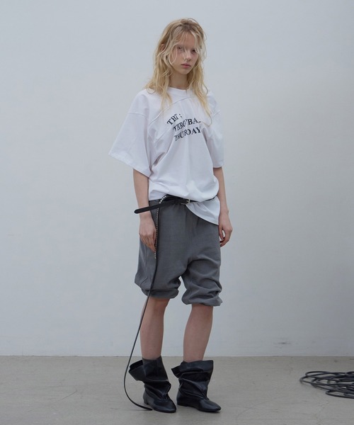 LCDC TM(エルシーディーシーティーエム)の「DRAPED LETTERING PRINT T-SHIRT(Tシャツ/カットソー・レディース・White/Navy・ONE SIZE)」の17枚目の写真