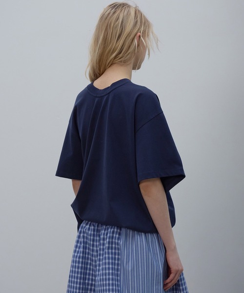 LCDC TM(エルシーディーシーティーエム)の「DRAPED LETTERING PRINT T-SHIRT(Tシャツ/カットソー・レディース・White/Navy・ONE SIZE)」の22枚目の写真