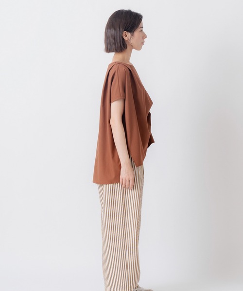 Kelen（ケレン）の「「KELEN / ケレン」フレンチスリーブタックデザイントップス（シャツ/ブラウス・レディース・グレー/ブラウン/ブラック/サックスブルー・FREE）」の19枚目の写真