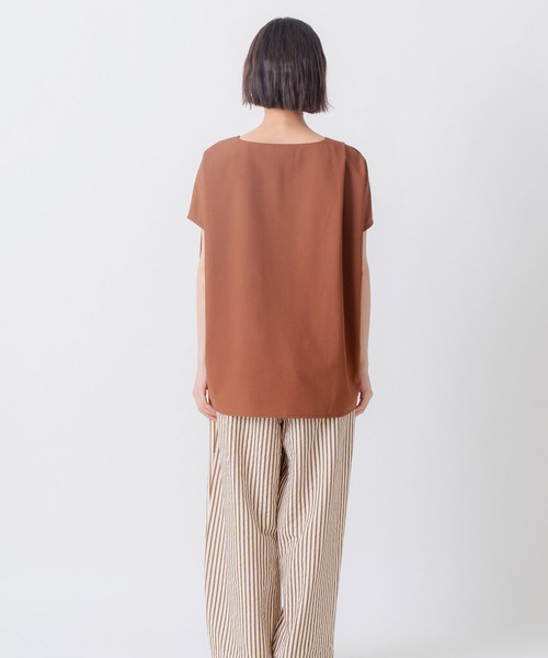 Kelen（ケレン）の「「KELEN / ケレン」フレンチスリーブタックデザイントップス（シャツ/ブラウス・レディース・グレー/ブラウン/ブラック/サックスブルー・FREE）」の20枚目の写真