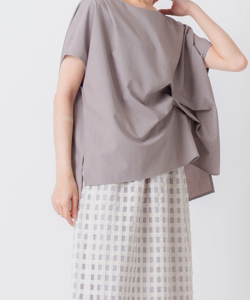 Kelen（ケレン）の「「KELEN / ケレン」フレンチスリーブタックデザイントップス（シャツ/ブラウス・レディース・グレー/ブラウン/ブラック/サックスブルー・FREE）」の22枚目の写真