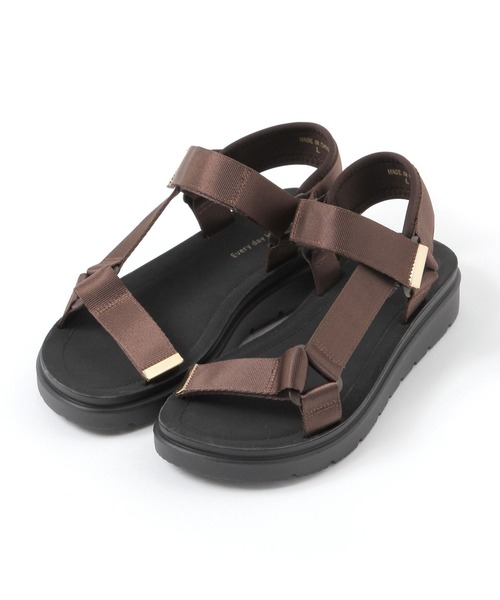 studio CLIP(スタディオクリップ)の「軽らくスポーツサンダル(サンダル・レディース・ベージュ/ブラウン/ボルドー/ブラック・MEDIUM/LARGE)」の5枚目の写真