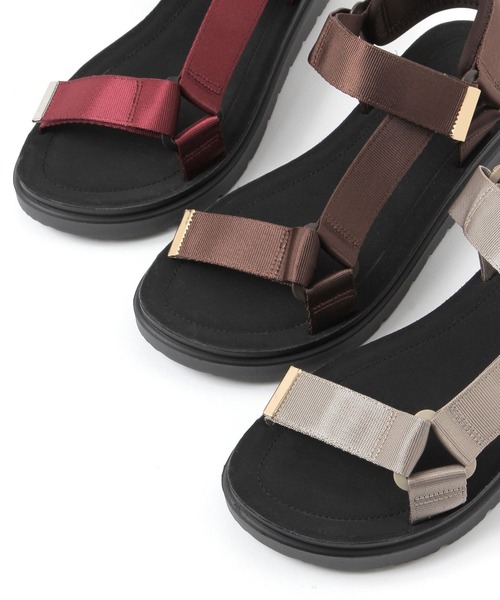 studio CLIP(スタディオクリップ)の「軽らくスポーツサンダル(サンダル・レディース・ベージュ/ブラウン/ボルドー/ブラック・MEDIUM/LARGE)」の15枚目の写真