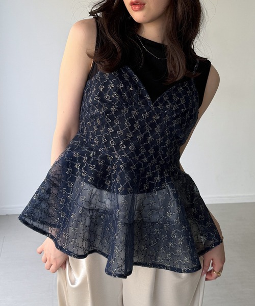 junoah(ジュノア)の「ラメ刺繍チュールキャミビスチェ(キャミソール・レディース・アイボリー/ネイビー/ブラック・LARGE/MEDIUM/SMALL)」の3枚目の写真