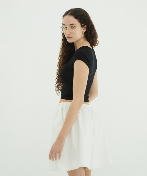 CLANE(クラネ)の「SOFT SHEER COMPACT TOPS(Tシャツ/カットソー・レディース・ミント/ブラック/ホワイト/グレー・2/1)」の5枚目の写真