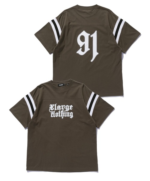 XLARGE(エクストララージ)の「FOOTBALL S/S TEE(Tシャツ/カットソー・メンズ・ネイビー/ブラウン/ブラック・S/M/L/XL)」の3枚目の写真