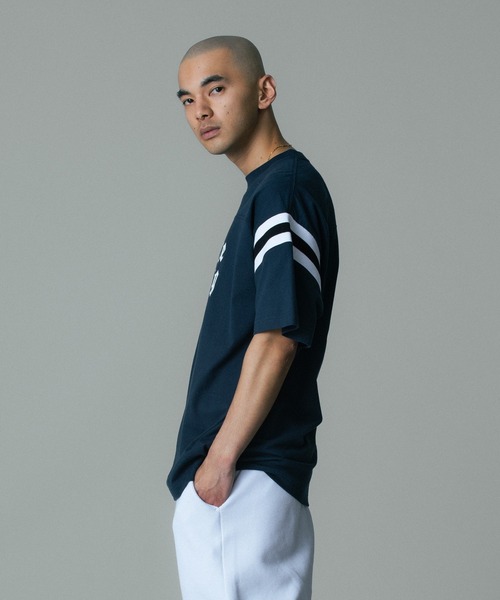 XLARGE(エクストララージ)の「FOOTBALL S/S TEE(Tシャツ/カットソー・メンズ・ネイビー/ブラウン/ブラック・S/M/L/XL)」の17枚目の写真