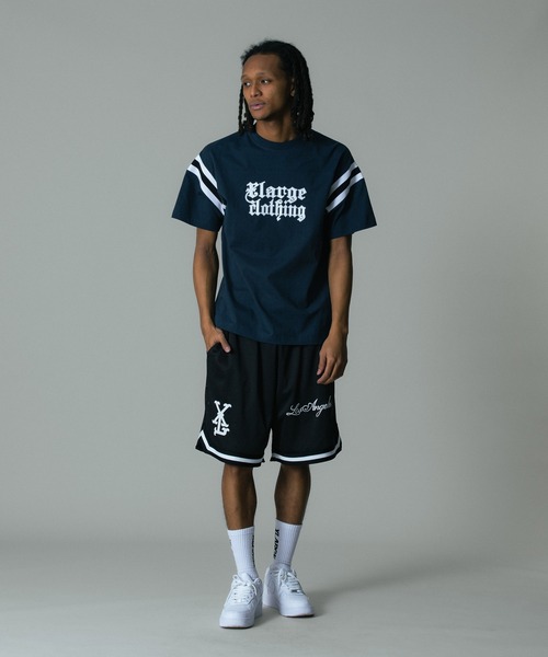 XLARGE(エクストララージ)の「FOOTBALL S/S TEE(Tシャツ/カットソー・メンズ・ネイビー/ブラウン/ブラック・S/M/L/XL)」の14枚目の写真