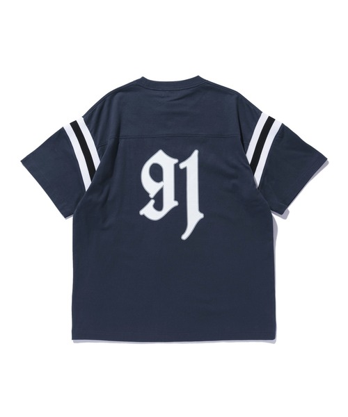 XLARGE(エクストララージ)の「FOOTBALL S/S TEE(Tシャツ/カットソー・メンズ・ネイビー/ブラウン/ブラック・S/M/L/XL)」の10枚目の写真