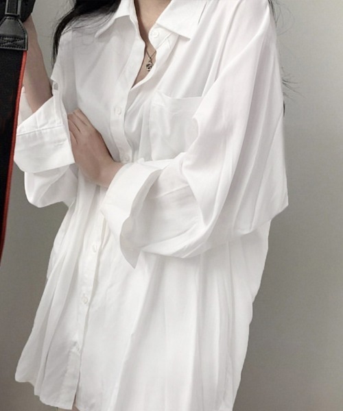 Miniministore(ミニミニストア)の「シャツブラウス ゆったり トップス 長袖(シャツ/ブラウス・レディース・ブルー/ホワイト・FREE)」の2枚目の写真