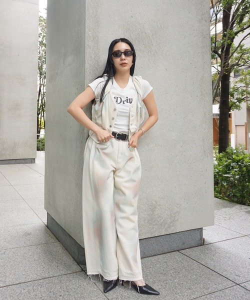 Ameri(アメリ)の「WIDE SIDE TUCK PAINT DENIM PANTS(デニムパンツ・レディース・ブラック/アイボリー・26inch/25inch/24inch)」の8枚目の写真