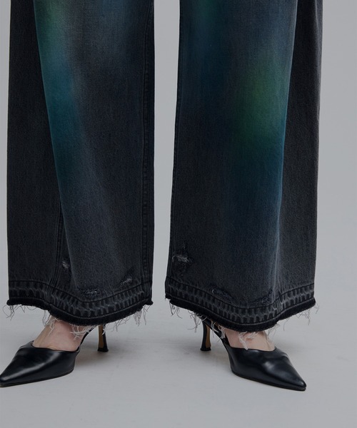 WIDE SIDE TUCK PAINT DENIM PANTS(デニムパンツ)|Ameri(アメリ WIDE SIDE TUCK PAINT DENIM PANTS(デニムパンツ)|Ameri(アメリ