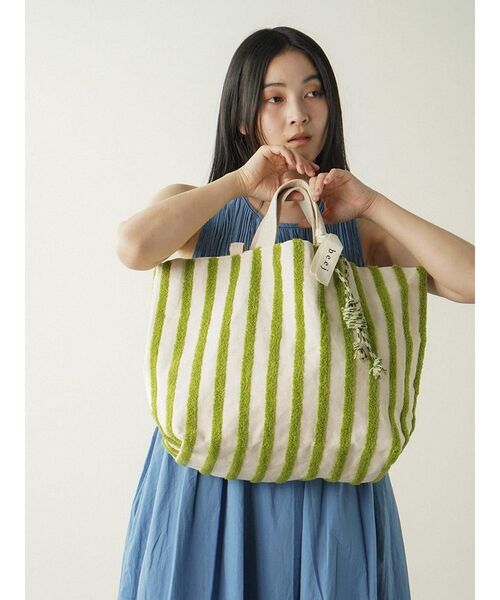FIKA.（フィーカ）の「Loop embroidered stripe bag（トートバッグ・レディース・グリーン系その他3/ブラック/ダークブラウン・FREE）」の18枚目の写真