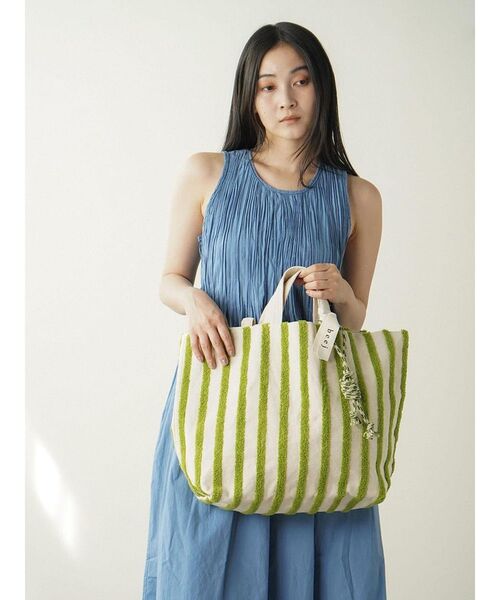 FIKA.（フィーカ）の「Loop embroidered stripe bag（トートバッグ・レディース・グリーン系その他3/ブラック/ダークブラウン・FREE）」の19枚目の写真