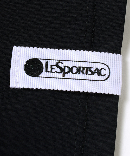 LeSportsac(レスポートサック)の「【 紫外線対策 / UVカット / 接触冷感 】 クルーネックプルオーバー(Tシャツ/カットソー・レディース・ブラック/ホワイト/ブルー・SMALL/MEDIUM)」の5枚目の写真