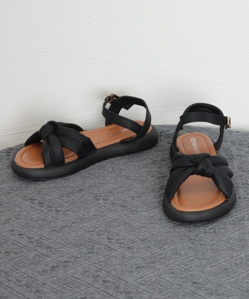 Miniministore(ミニミニストア)の「フラットサンダル ベルトサンダル 美脚夏(サンダル・レディース・ブラック/オフホワイト・24.0cm/25.0cm/22.5cm/23.5cm/24.5cm/23.0cm)」の4枚目の写真