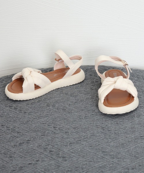 Miniministore(ミニミニストア)の「フラットサンダル ベルトサンダル 美脚夏(サンダル・レディース・ブラック/オフホワイト・24.0cm/25.0cm/22.5cm/23.5cm/24.5cm/23.0cm)」の20枚目の写真