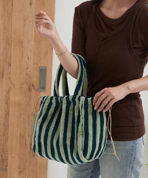 BONGUSTA(ボングスタ)の「【BONGUSTA】Naram Handbag Small BON97(ハンドバッグ・レディース・その他5/その他3/その他15/その他14/その他9/その他7/その他4/その他17/その他16/その他2/その他13/その他10/その他12/その他11・FREE)」の4枚目の写真