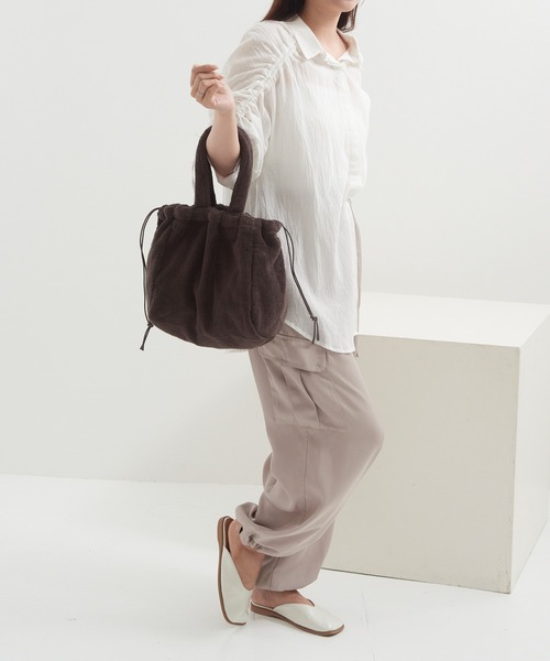 BONGUSTA(ボングスタ)の「【BONGUSTA】Naram Handbag Small BON97(ハンドバッグ・レディース・その他5/その他3/その他15/その他14/その他9/その他7/その他4/その他17/その他16/その他2/その他13/その他10/その他12/その他11・FREE)」の21枚目の写真