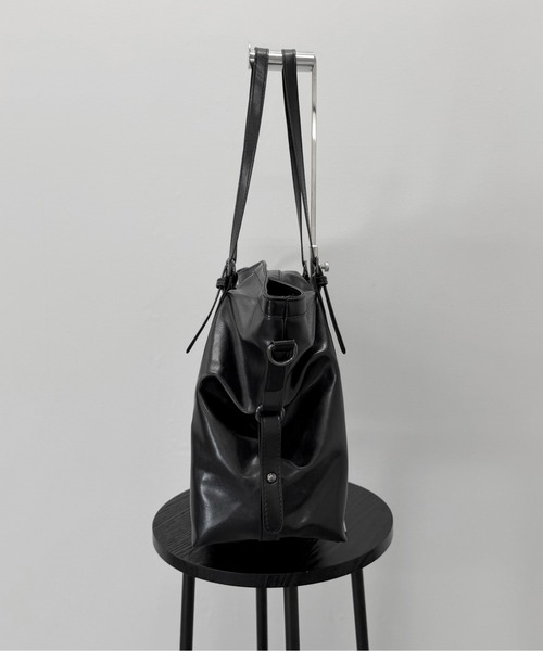 LVEU.(ラブユ.)の「【LVEU.】2wayビッグショルダーバッグ / バッグ ショルダーバッグ トートバッグ 2way 通勤 通学 ブラック チャコール(ショルダーバッグ・レディース・チャコールグレー/ブラック・FREE)」の7枚目の写真