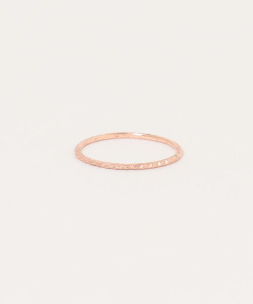IRIEBEACH(アイリービーチ)の「High dome ring 1mm/【ハワイアンジュエリー】【サージカルステンレス】【金属アレルギー対応】【IRIEBEACH / アイリービーチ】つけっぱなしOK(リング・レディース・ゴールド/ピンク/シルバー・3号/5号/7号/9号/11号/13号/15号/17号/19号/21号)」の2枚目の写真