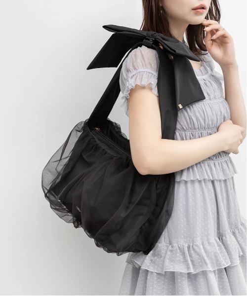 RANDA(ランダ)の「【A4対応】2WAY ビッグリボンチュールトートバッグ(トートバッグ・レディース・ブラック/アイボリー/ブルー・FREE)」の8枚目の写真