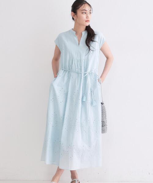 OPAQUE.CLIP（オペークドットクリップ）の「アイレットレース刺繍ワンピース【洗える】（ワンピース・レディース・サックスブルー/ブラウン系その他・00）」の21枚目の写真