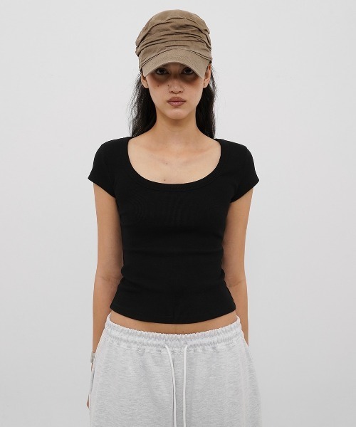 BLACKUP（ブラックアップ）の「[B-BASIC] ベーシックワイドUネックリブ半袖Tシャツ（Tシャツ/カットソー・レディース・ブラック/パープル/アイボリー・SMALL/MEDIUM）」の20枚目の写真