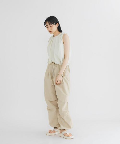 KBF(ケイビーエフ)の「ステッチデザインカーゴパンツ(その他パンツ・レディース・ベージュ/オフホワイト/ブラック・ONE)」の17枚目の写真