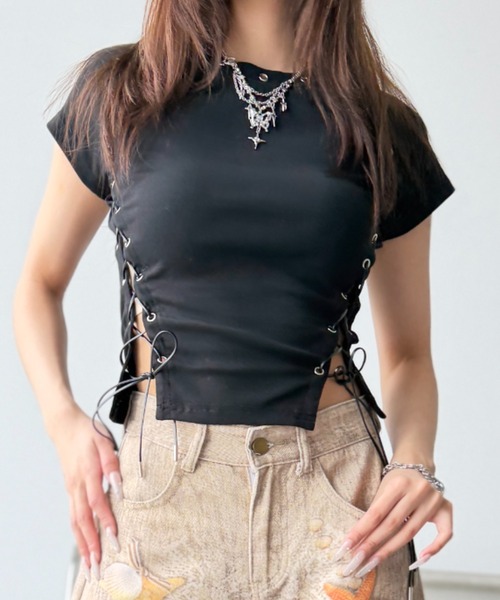 Y2K SYNAPSE FACTORY（ワイツーケー シナプスファクトリー）の「【サイドレースアップ】アイレットTシャツ（Tシャツ/カットソー・レディース・ブラック・FREE）」の14枚目の写真