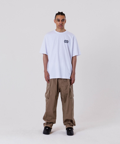 ALL DAY HOOPS(オールデイフープス)の「ADH ワールドワイド オーバーサイズ 半袖Tシャツ ホワイト(Tシャツ/カットソー・メンズ・その他・1/2/3/WOMENS)」の5枚目の写真