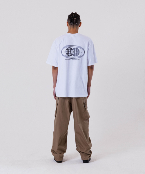 ALL DAY HOOPS(オールデイフープス)の「ADH ワールドワイド オーバーサイズ 半袖Tシャツ ホワイト(Tシャツ/カットソー・メンズ・その他・1/2/3/WOMENS)」の7枚目の写真