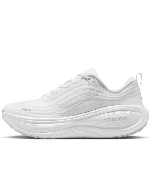 NIKE(ナイキ)の「ナイキ ボメロ プラス ウィメンズ ロード ランニングシューズ / Nike Vomero Plus Women's Road Running Shoes HV8154-102 White(スニーカー・レディース・ホワイト・29/22.5/23/23.5/24/24.5/25/25.5/26/26.5/22)」の2枚目の写真