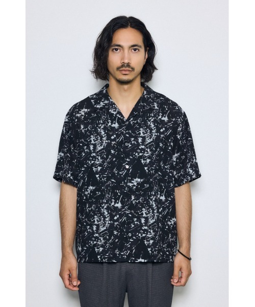 AZUL by moussy(アズールバイマウジー)の「総柄アロハシャツ(シャツ/ブラウス・メンズ・ホワイト系その他2/ブラウン系その他/ブラック系その他/ホワイト系その他・LARGE/MEDIUM)」の15枚目の写真