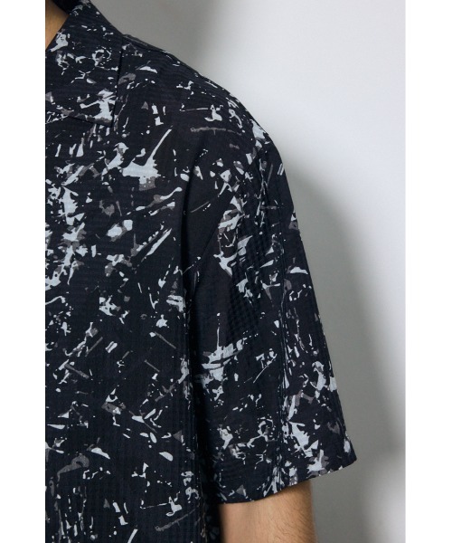 AZUL by moussy(アズールバイマウジー)の「総柄アロハシャツ(シャツ/ブラウス・メンズ・ホワイト系その他2/ブラウン系その他/ブラック系その他/ホワイト系その他・LARGE/MEDIUM)」の19枚目の写真