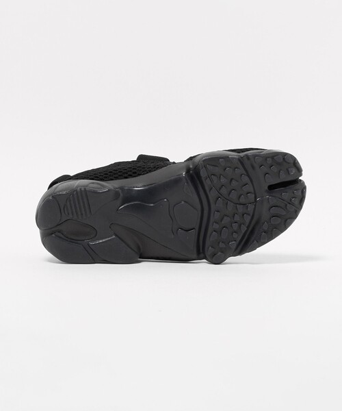 NIKE(ナイキ)の「<NIKE> ウィメンズ エアリフト メッシュ(スニーカー・レディース・ブラック・25cm/24cm/22cm/23cm)」の7枚目の写真