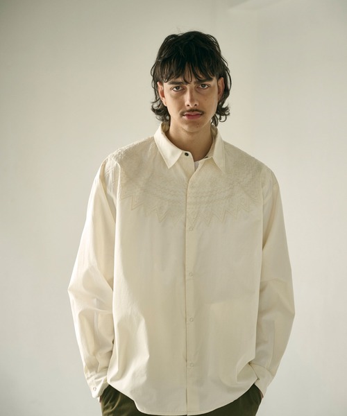 Kelen(ケレン)の「「KELEN MENS / ケレン メンズ」EDDIE(シャツ/ブラウス・メンズ・パープル/オフホワイト/ブラック/ブラウン・38/40/42)」の5枚目の写真