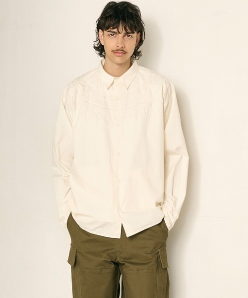 Kelen(ケレン)の「「KELEN MENS / ケレン メンズ」EDDIE(シャツ/ブラウス・メンズ・パープル/オフホワイト/ブラック/ブラウン・38/40/42)」の8枚目の写真
